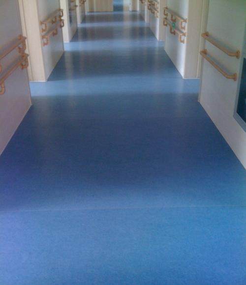 要聞 三門峽義馬防滑pvc塑膠地板 施工方案